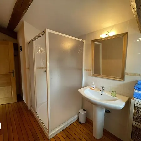 Maison Renovee Avec Grand Terrain, Equipements Enfants, 3 Chambres, Proche De D938, Velos Inclus - Fr-1-426-539 * Bourneau