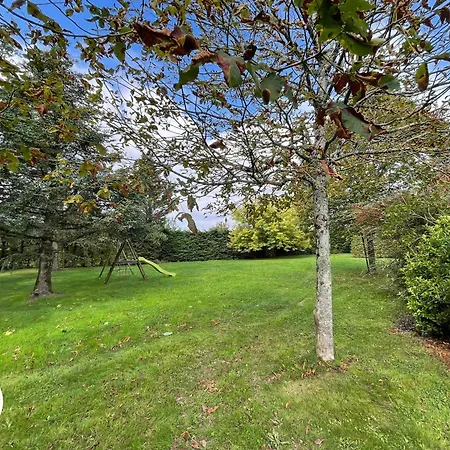 Maison Renovee Avec Grand Terrain, Equipements Enfants, 3 Chambres, Proche De D938, Velos Inclus - Fr-1-426-539 Bourneau